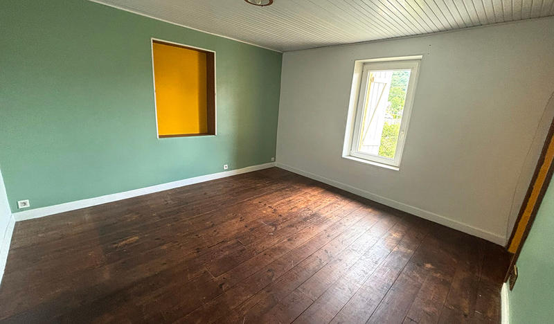 Maison - 108 m² - 6 pièces