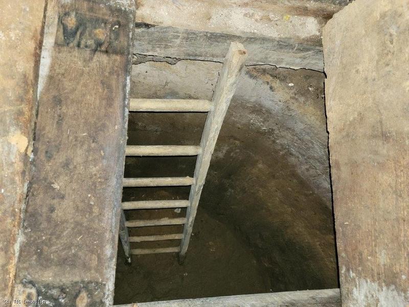 Maison - 235 m² - 9 pièces