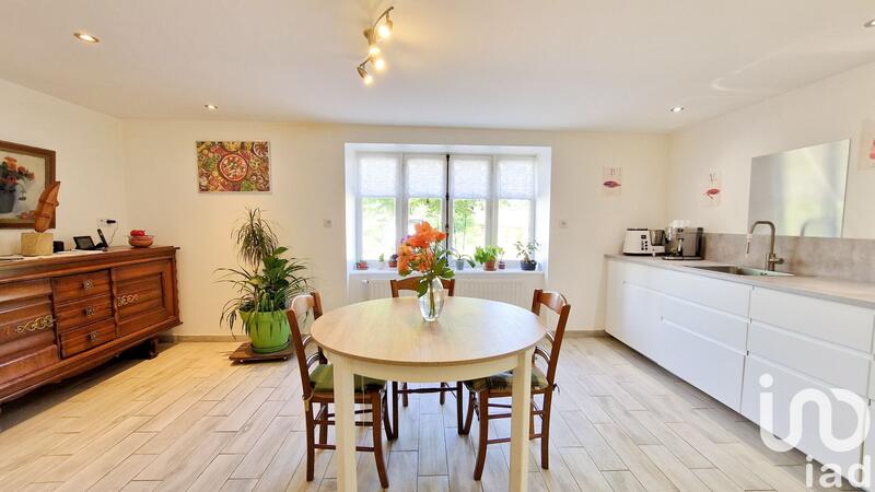 Maison - 266 m² - 6 pièces