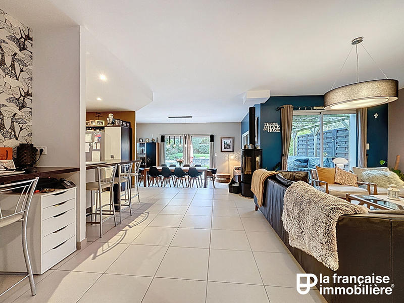 Maison - 163 m² - 7 pièces