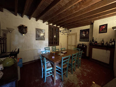 Corps de ferme - 280 m² - 9 pièces