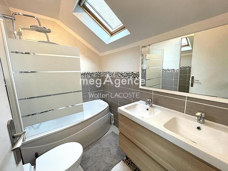 Maison traditionnelle - 89 m² - 4 pièces