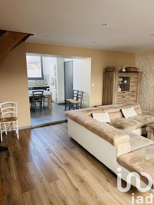 Maison de ville - 85 m² - 4 pièces