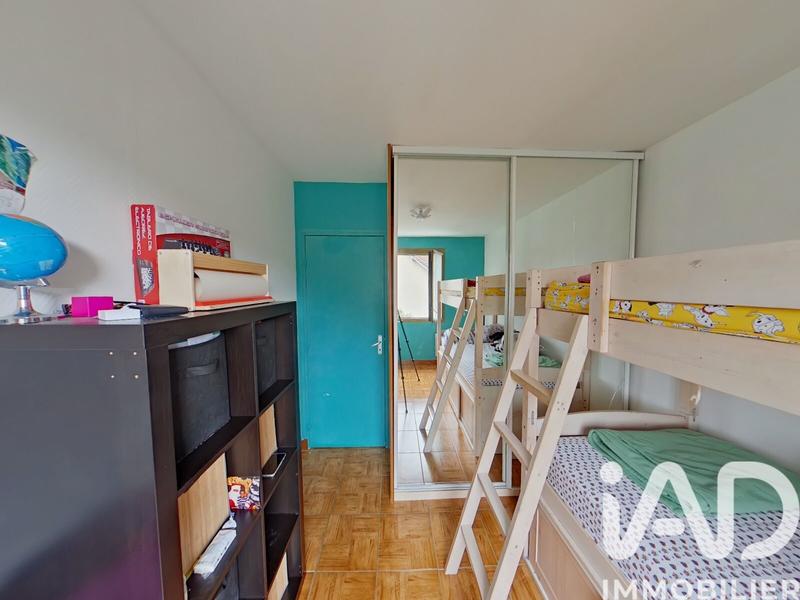 Maison - 94 m² - 5 pièces