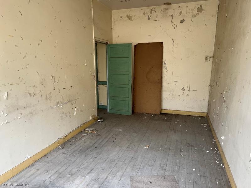 Maison - 250 m² - 10 pièces