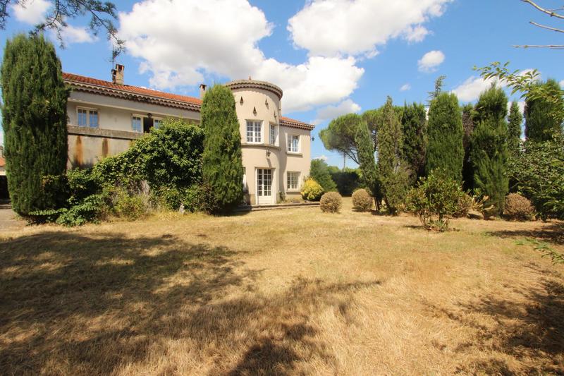 Maison - 195 m² - 8 pièces