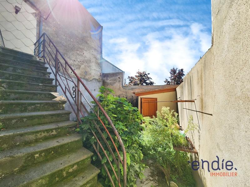 Maison de ville - 99 m² - 5 pièces