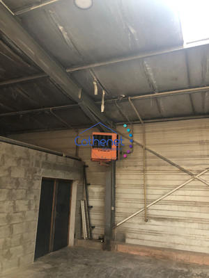 Local d'activités - 312 m²