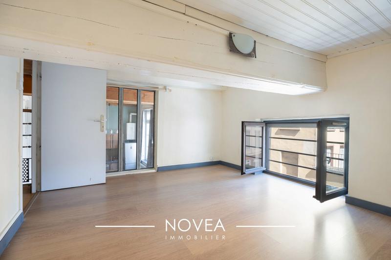 Appartement - 131 m² - 6 pièces