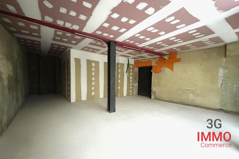 Local commercial - 42 m² - 1 pièce