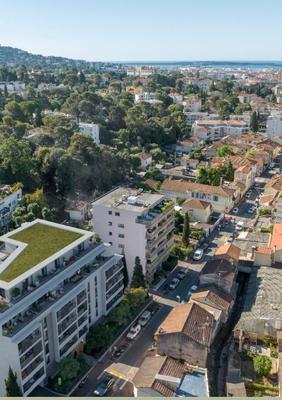 Appartement - 95 m² - 4 pièces