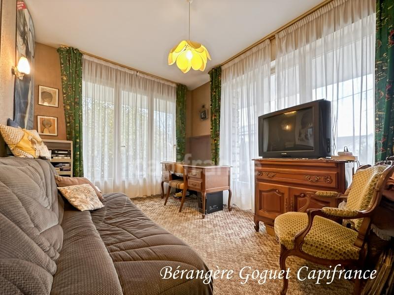 Maison - 174 m² - 8 pièces