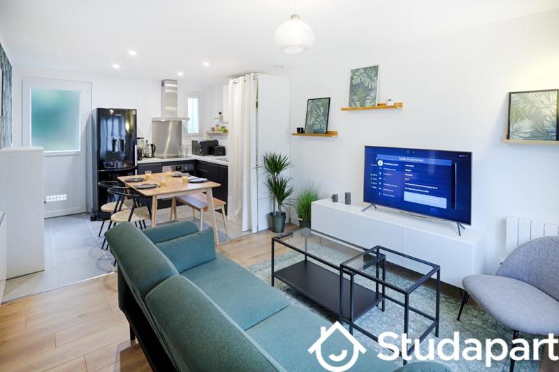 Chambre - 11 m² - 1 pièce