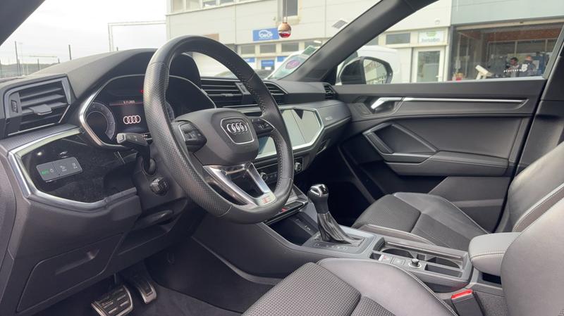 Audi Q3 II 35 Tfsi 150 s-Tronic7 s-Line
