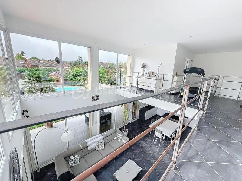 Maison d'architecte - 149 m² - 5 pièces