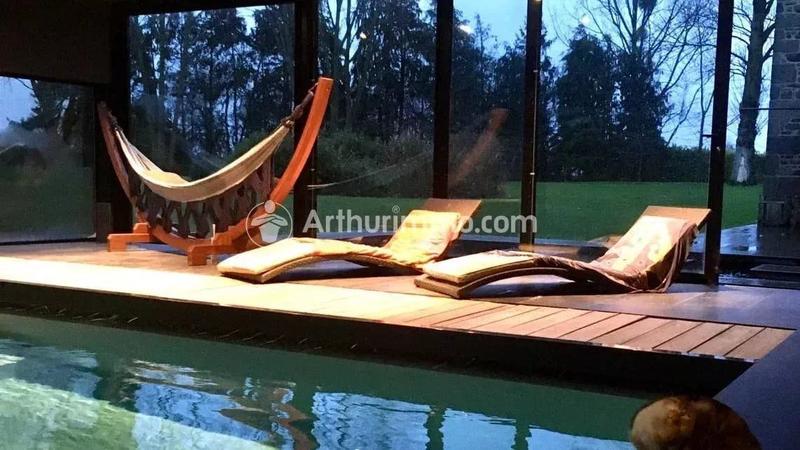 Maison - 700 m² - 12 pièces