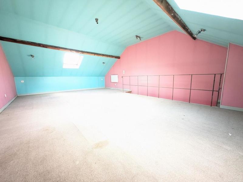 Maison - 145 m² - 3 pièces