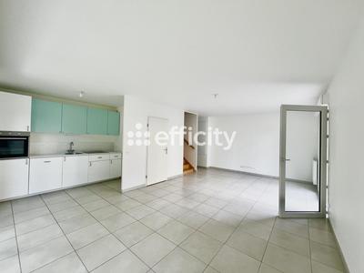 Appartement - 94 m² - 4 pièces