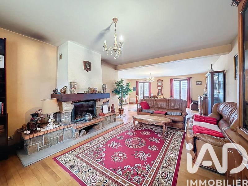 Maison - 180 m² - 6 pièces