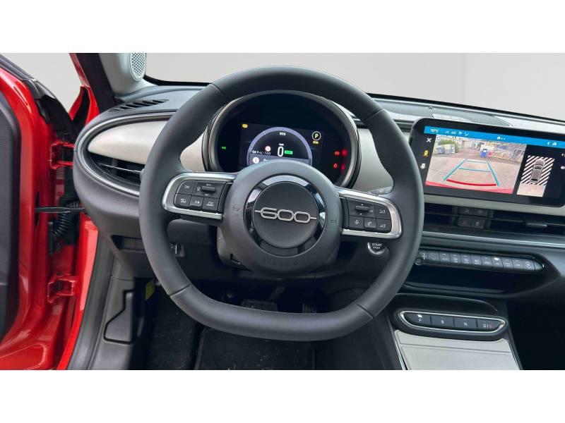 Fiat 600 600e 54 kWh 156 ch la Prima