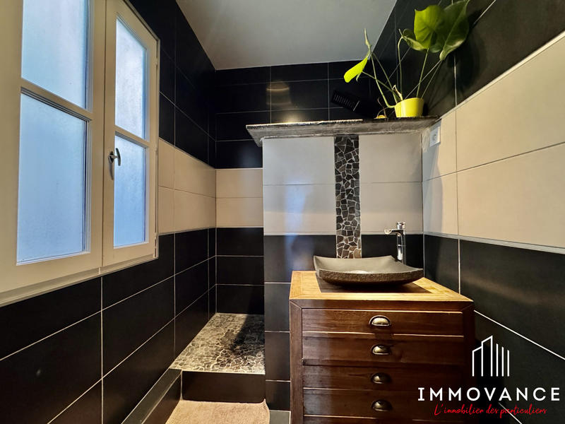 Loft - 89 m² - 3 pièces