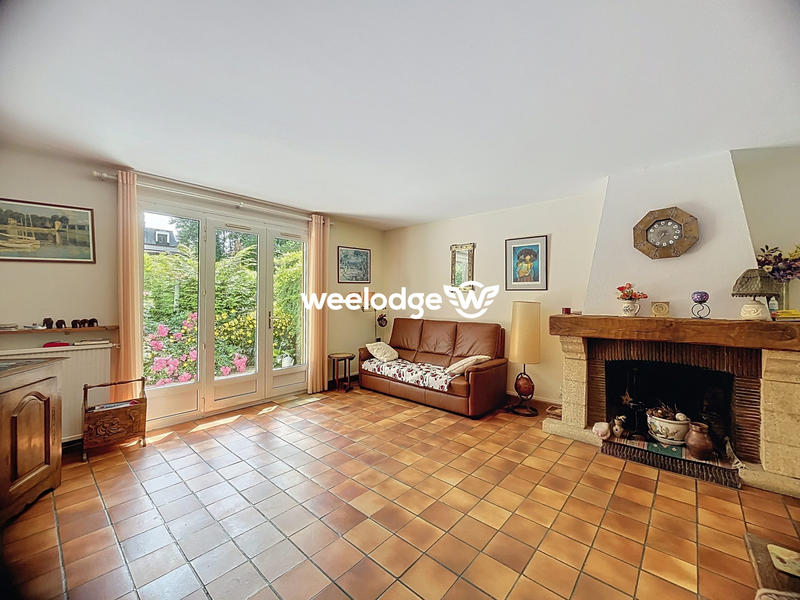 Maison traditionnelle - 118 m² - 7 pièces