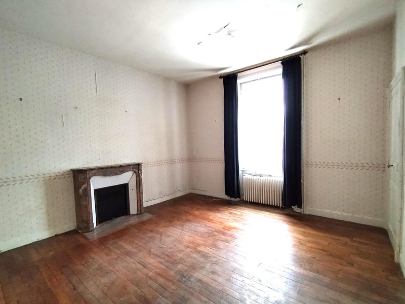 Maison - 218 m² - 10 pièces