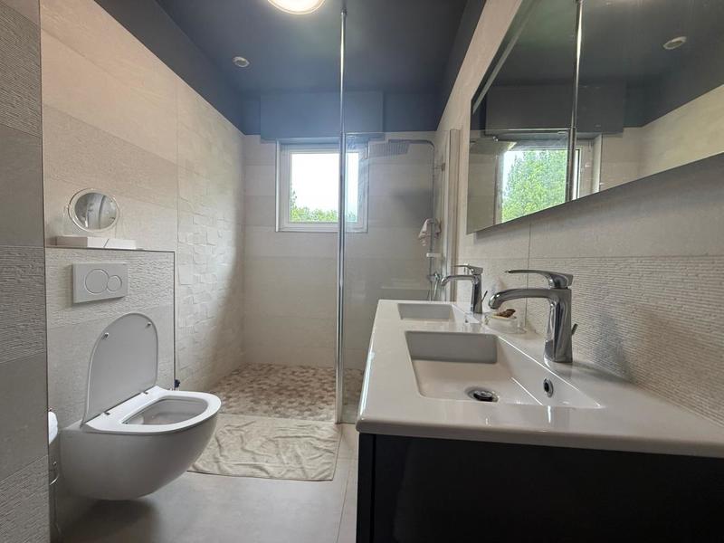 Maison - 192 m² - 5 pièces