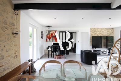 Maison - 168 m² - 8 pièces