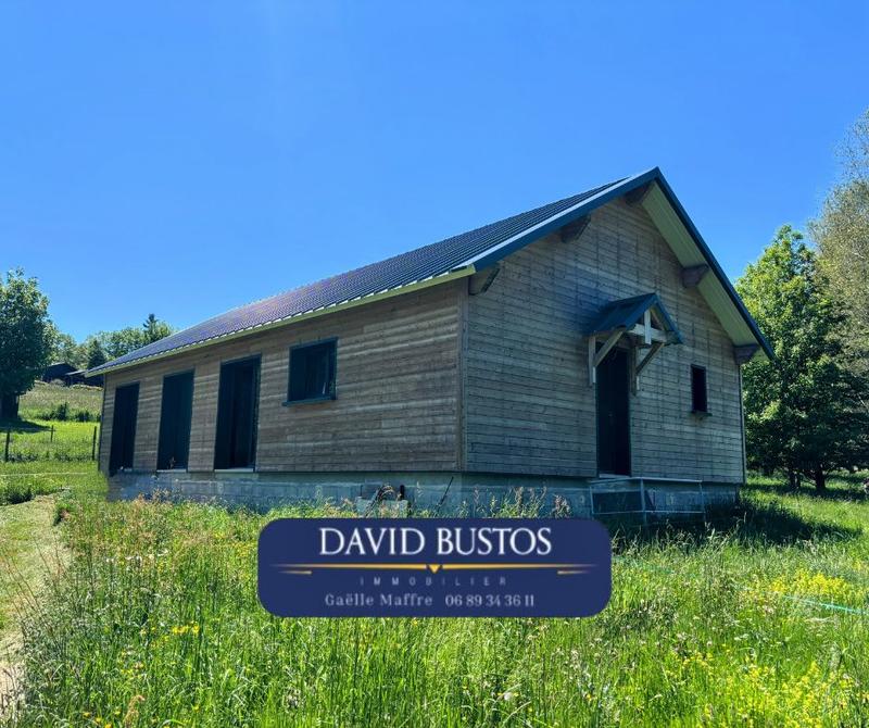 Maison - 98 m² - 4 pièces