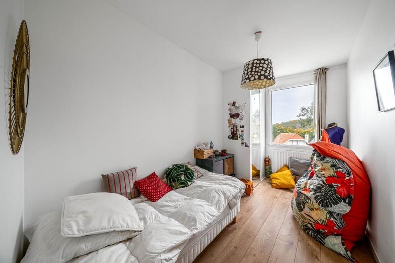 Maison - 208 m² - 7 pièces