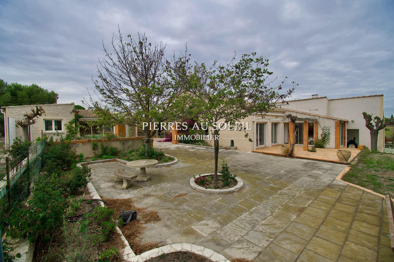 Propriété - 227 m² - 8 pièces