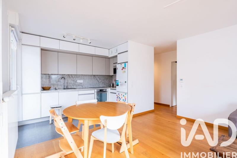Appartement - 80 m² - 4 pièces