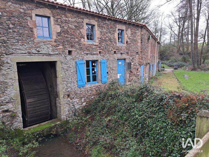 Local commercial - 248 m²