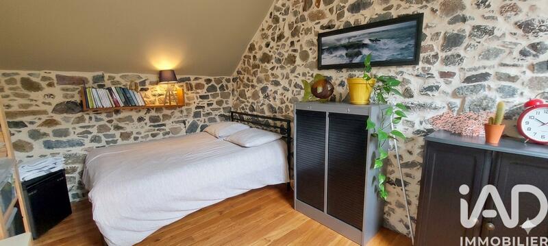 Maison - 137 m² - 7 pièces