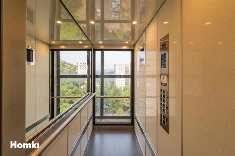 Appartement - 80 m² - 3 pièces