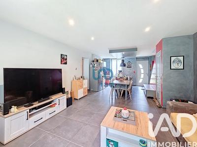 Maison - 76 m² - 4 pièces