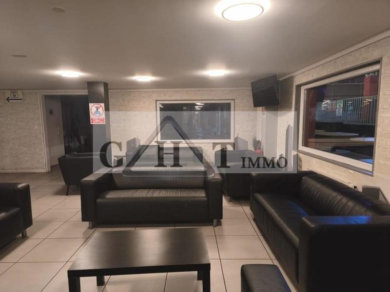 Entrepôt - 2 850 m²