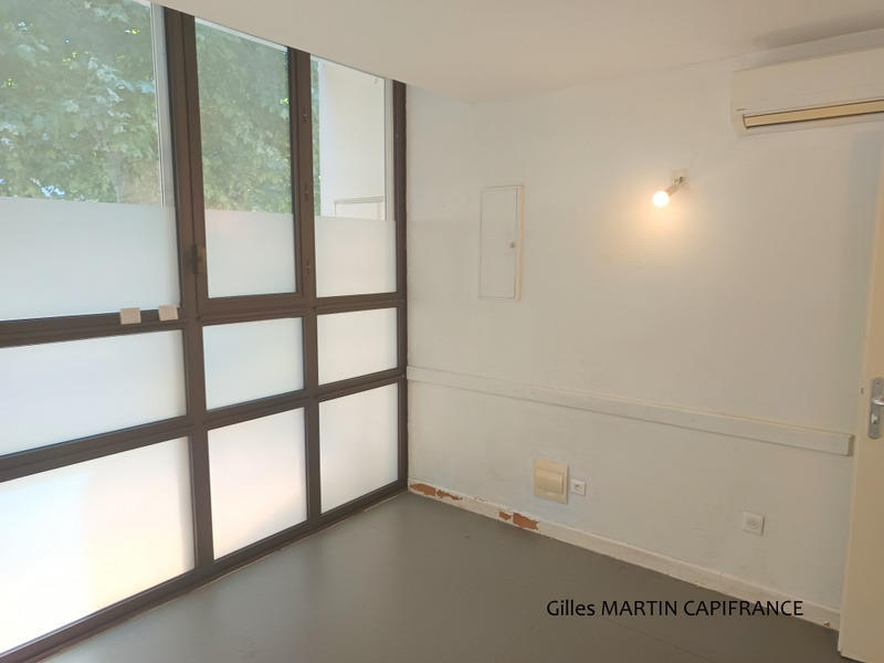 Local commercial - 78 m² - 4 pièces