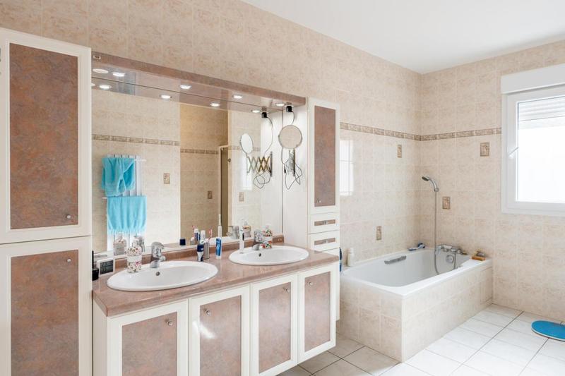 Villa - 172 m² - 5 pièces