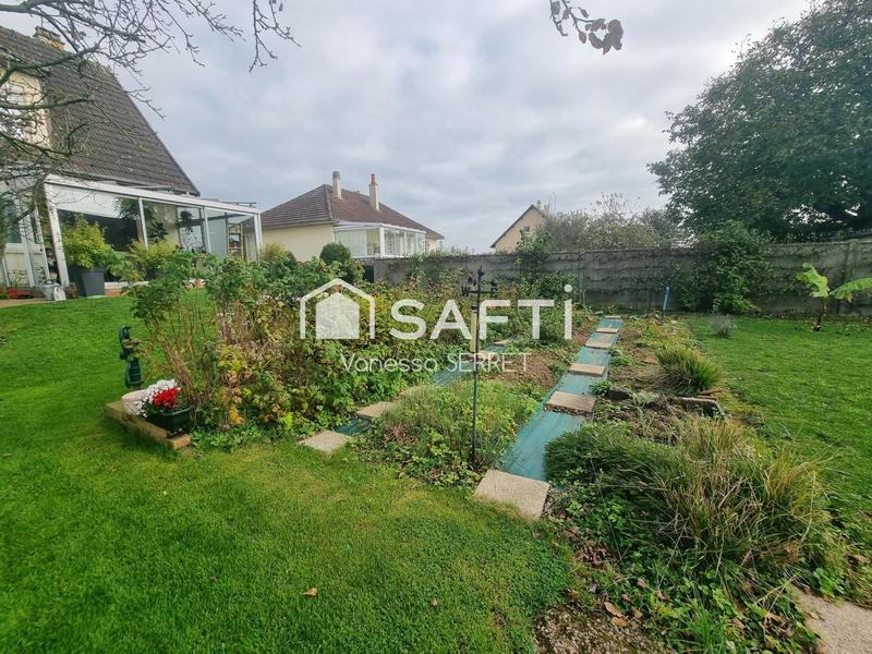 Maison - 137 m² - 5 pièces