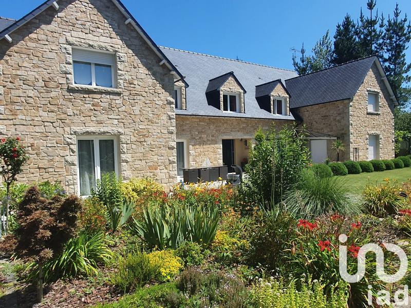 Maison - 480 m² - 12 pièces