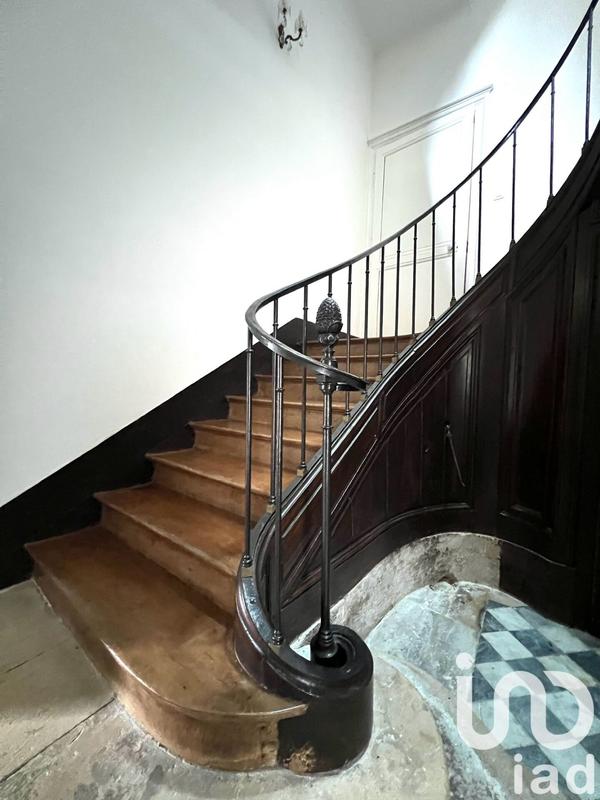 Château - 765 m² - 18 pièces