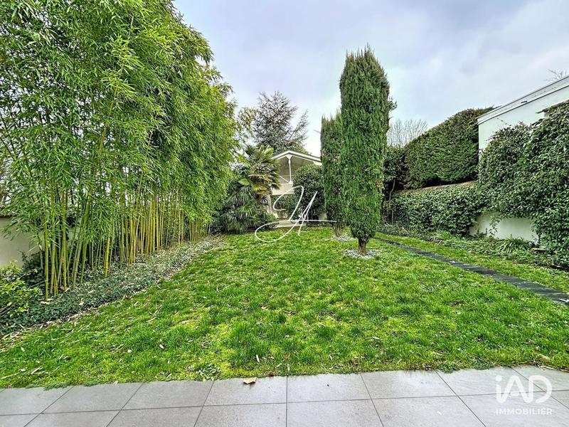 Maison - 193 m² - 9 pièces