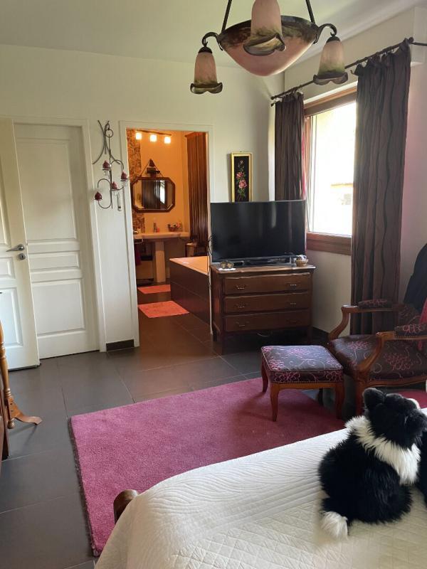 Maison - 221 m² - 10 pièces