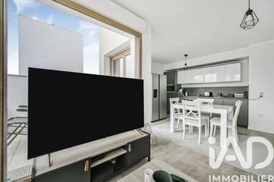 Appartement - 77 m² - 4 pièces