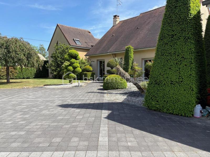 Maison d'architecte - 251 m² - 9 pièces