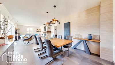 Maison - 144 m² - 5 pièces