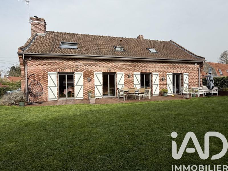 Maison - 184 m² - 8 pièces