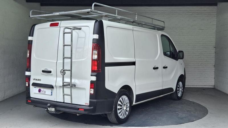 Opel Vivaro Fourgon Fgn F2700 L1h1 1.6 Cdti 120 Ch Pack Clim +